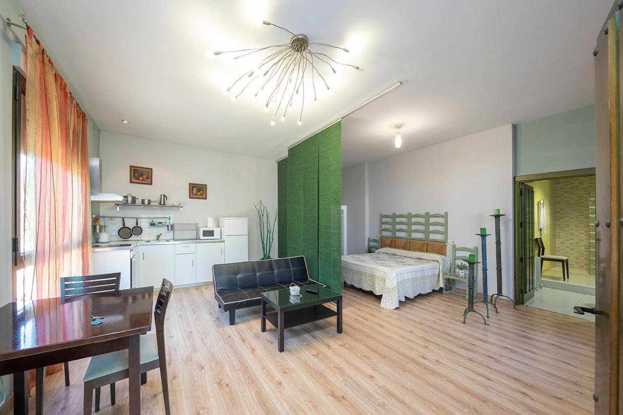 Águeda del Caudillo Apartamentos El Capricho מראה חיצוני תמונה
