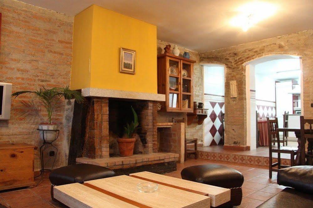Águeda del Caudillo Apartamentos El Capricho מראה חיצוני תמונה